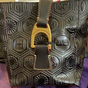 Limited Star Wars run Disney crossbody